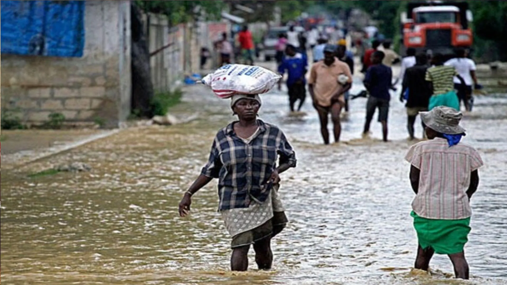 हैती में बाढ़ से 15 लोगों की मौत, आठ लापता 