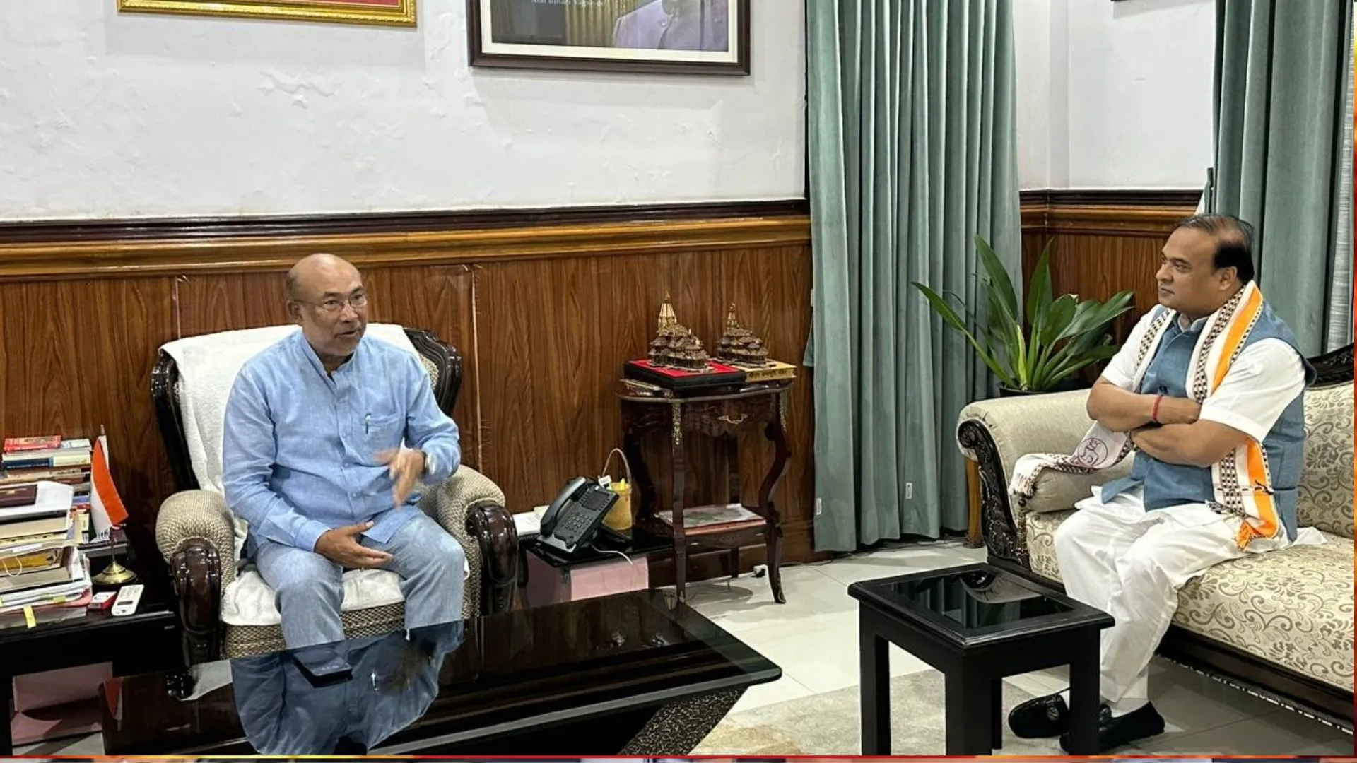 मणिपुर मसले पर चर्चा के लिए असम के CM हिमंत ने मुख्यमंत्री एन बीरेन सिंह से की मुलाकात