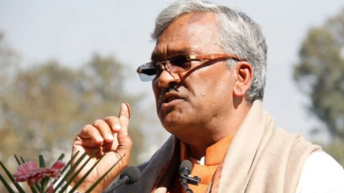 हरिद्वारः पूर्व सीएम रावत बोले- ओवैसी को माहौल खराब करने की नहीं देंगे इजाजत