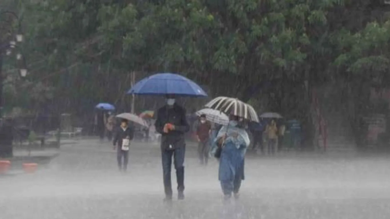 Uttarakhand Weather: मानसून आते ही पहाड़ों में 10 डिग्री तक गिरा तापमान