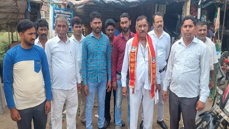 संभल: बाल काटने से मना करने पर भड़का वाल्मीकि समाज, दी आंदोलन की चेतावनी