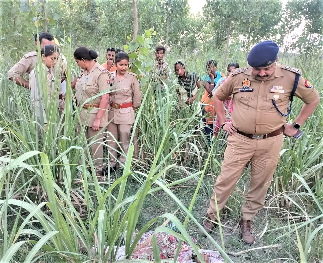 रामपुर: प्रेम विवाह में असफल युवक ने घोंटा प्रेमिका का गला, खुद भी फांसी पर झूला