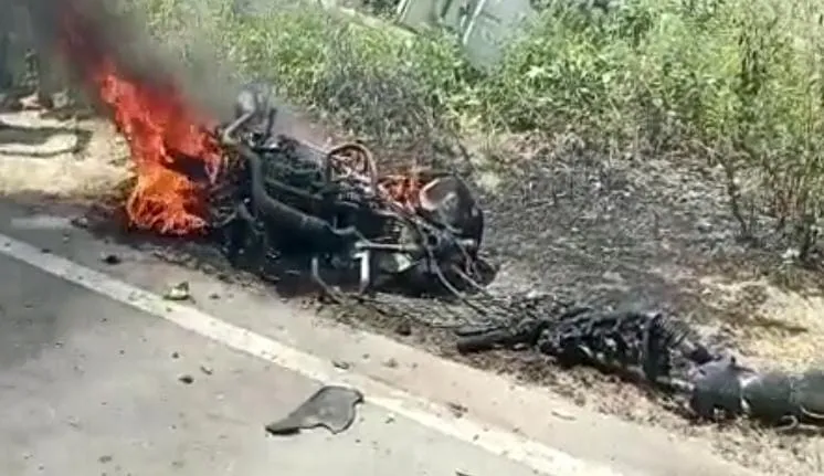 लखीमपुर-खीरी: सड़क हादसे में पति-पत्नी समेत दो बच्चों की मौत, मचा कोहराम 