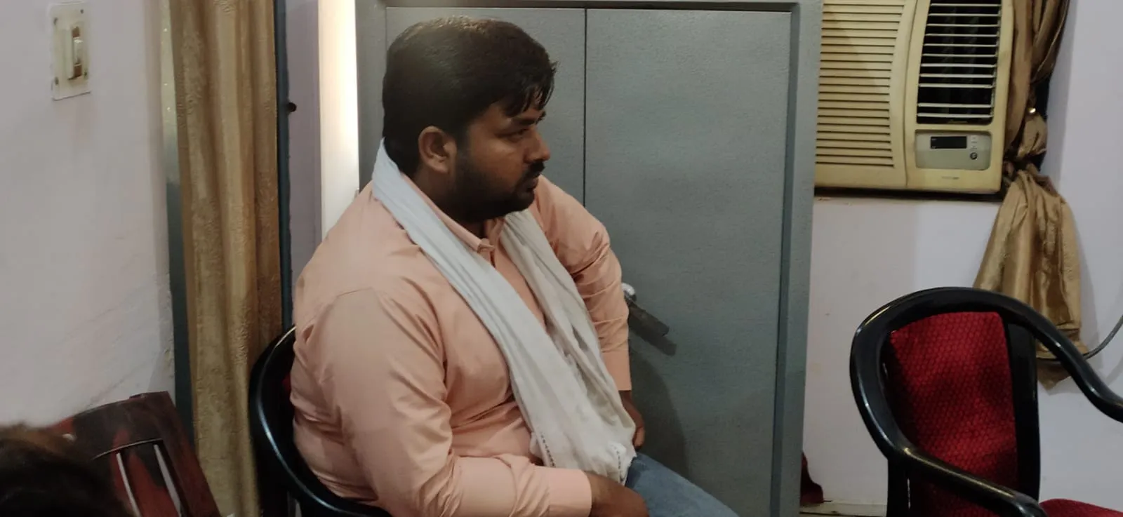 बदायूं: पांच हजार रुपये की घूस लेते रंगेहाथ पकड़ा गया लेखपाल