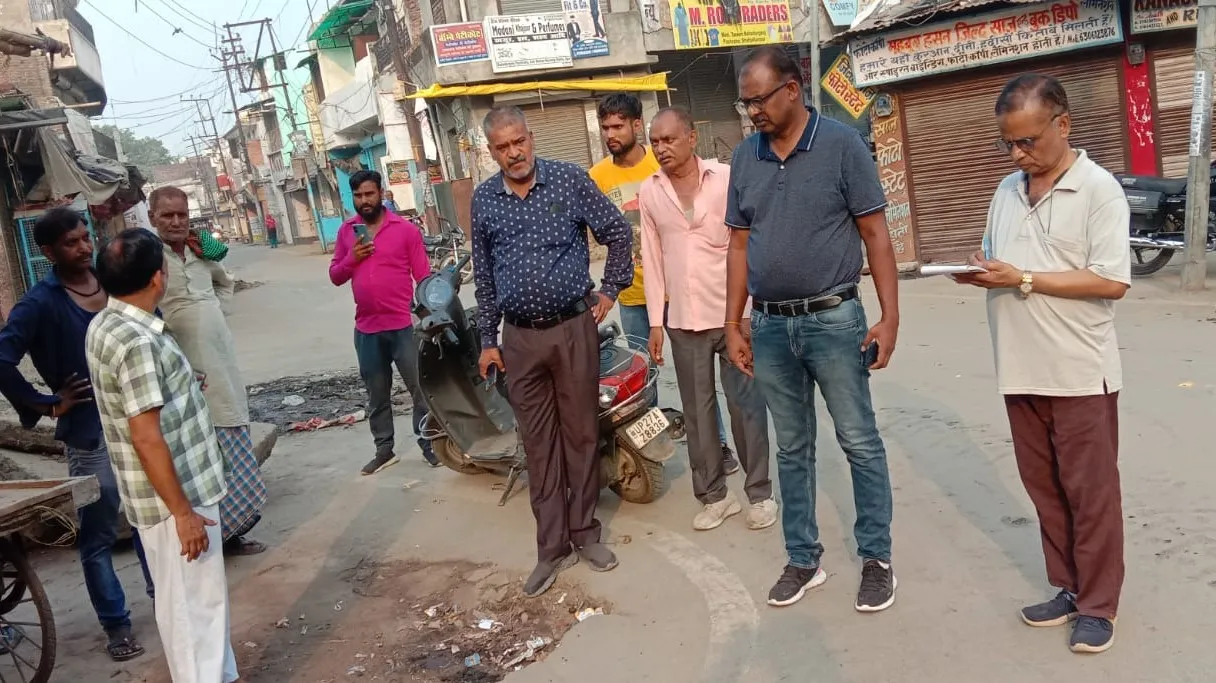 शाहजहांपुर: निरीक्षण में लापता मिला सफाई कर्मचारी, आयुक्त ने लगाया दो हजार का जुर्माना