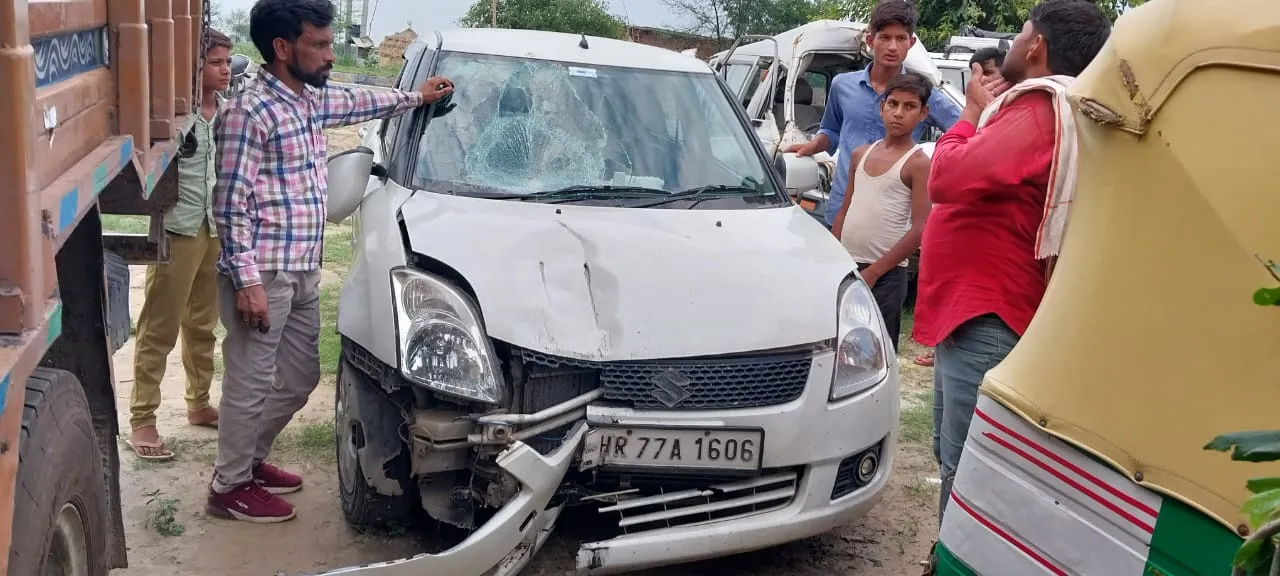 संभल: कार की टक्कर से सेना भर्ती की तैयारी में लगे युवक की मौत, भाई गंभीर