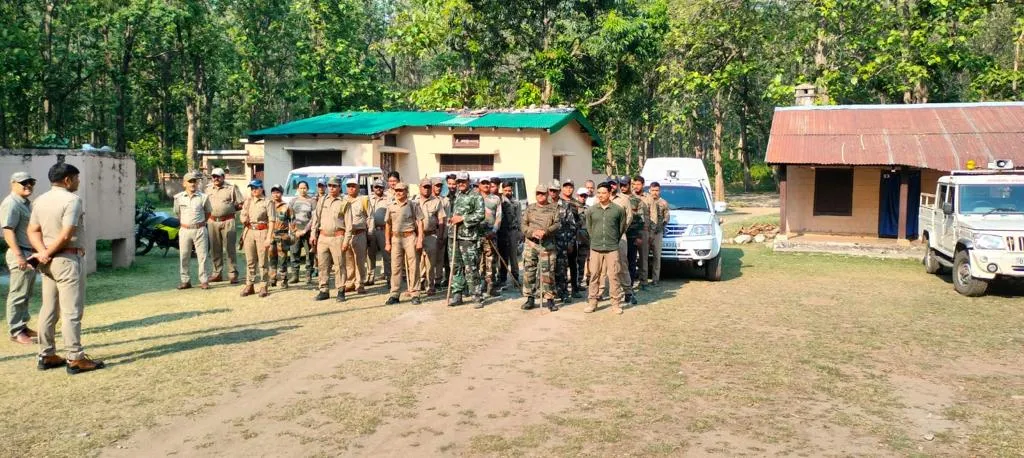 रामनगर: कार्बेट टाइगर रिजर्व में हाई अलर्ट घोषित, कर्मचारियों की छुट्टियां निरस्त                 