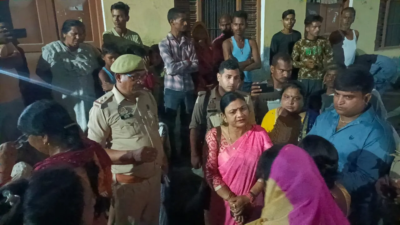 शाहजहांपुर: हत्यारोपी बहन की छह दिन बाद भी गिरफ्तारी न होने पर परिजनों ने किया हंगामा