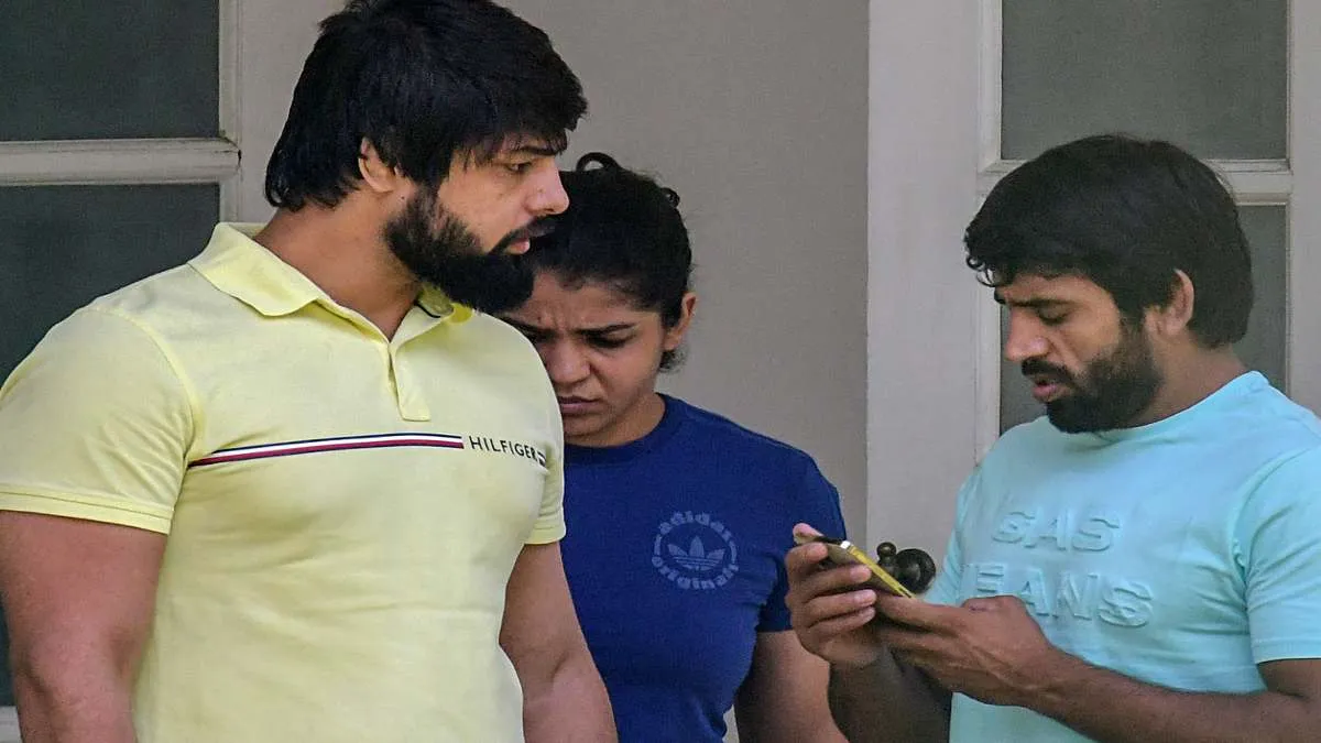 सरकार के अनुरोध पर माने पहलवान, 15 जून तक विरोध प्रदर्शन स्थगित करने पर हुए राजी