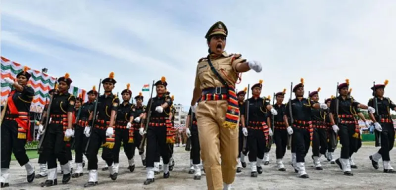 देहरादून: एनडीए और सीडीएस की परीक्षा पास करने वाले छात्रों को मिलेंगे 1 लाख   