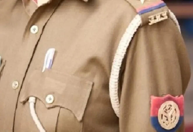 बरेली: महिला दरोगा ने विकलांग युवक से खिलवाया सट्टा, फिर झूठे केस में भेज दिया जेल...जानिए मामला