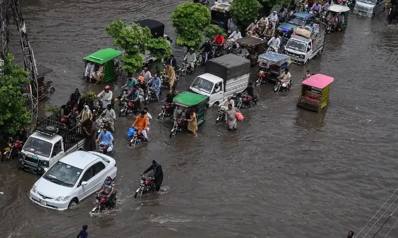 पाकिस्तान में बारिश संबंधित घटनाओं में 23 लोगों की मौत, 75 घायल 