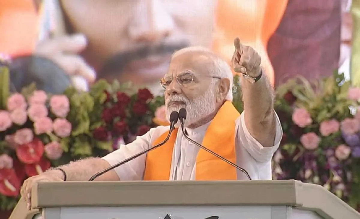 विपक्षी दलों की एकजुटता पर नरेंद्र मोदी का प्रहार