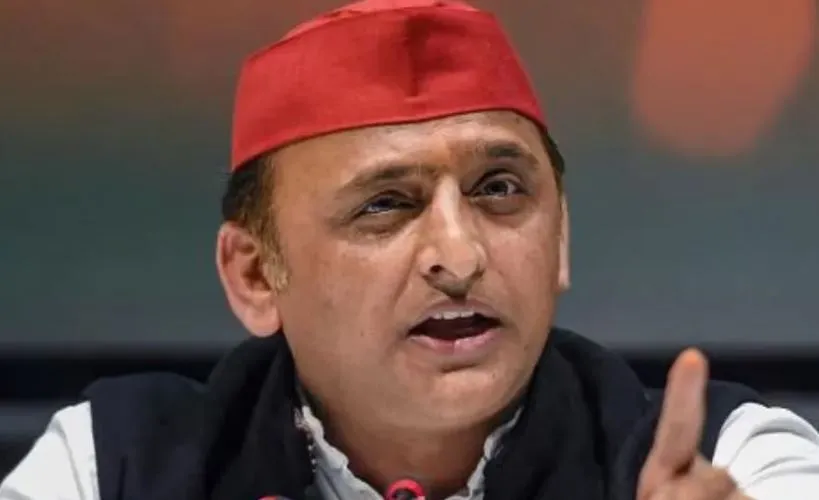 लखीमपुर-खीरी: दुधवा पर अखिलेश यादव ने किया ट्वीट, बोले- उत्तर प्रदेश में बस सांड दर्शन फ्री