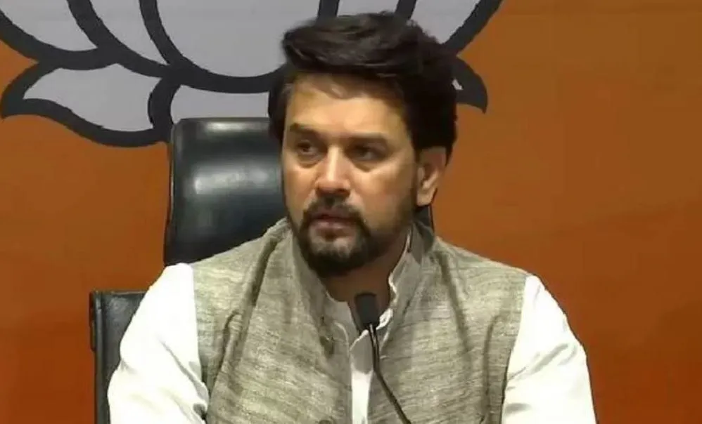 प्रदर्शनकारी पहलवानों के मुद्दे से संवेदनशीलता के साथ निपट रहा है केंद्र: अनुराग ठाकुर