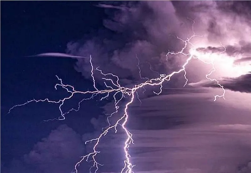 Pakistan : पूर्वी पंजाब प्रांत में आकाशीय बिजली गिरने से 10 लोगों की मौत, छह घायल 