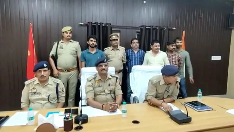 लव सेक्स और धोखा : प्रेमी ने प्रेमिका की थी हत्या, शादी का बना रही थी दबाव, शोर मचाने पर भतीजी को भी ईट से कुचल दिया था