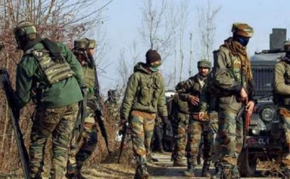 जम्मू-कश्मीर: बीएसएफ ने संदिग्ध पाकिस्तानी घुसपैठिए को किया ढेर 