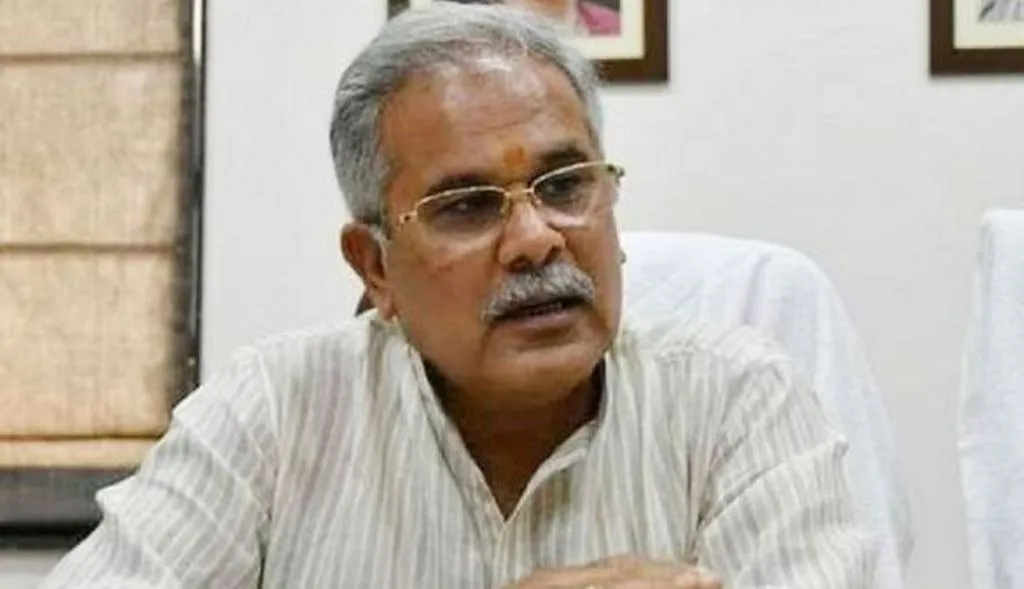 छत्तीसगढ़ में कांग्रेस ने जारी किया घोषणा पत्र, 200 यूनिट तक मुफ्त बिजली समेत किए कई वादे