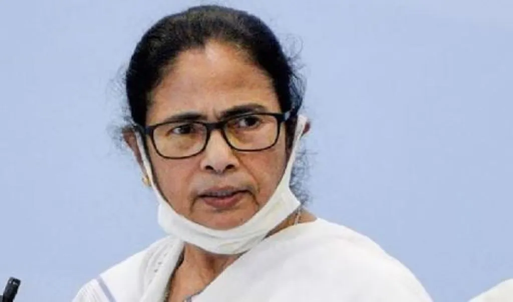 ओडिशा रेल हादसा: घायल यात्रियों की देखरेख के लिए ममता बनर्जी ने दार्जिलिंग का दौरा किया रद्द 