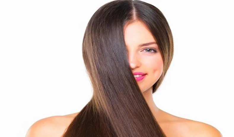 बालों को बनाना है चमकदार और मजबूत, आलू से बनाएं ये हेयर पैक 