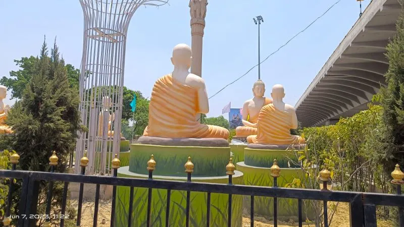 बुद्ध