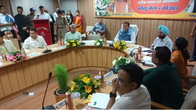 Kanwar Yatra 2023: इस साल की कांवड़ यात्रा को लेकर मुख्यमंत्री ने की समीक्षा बैठक 