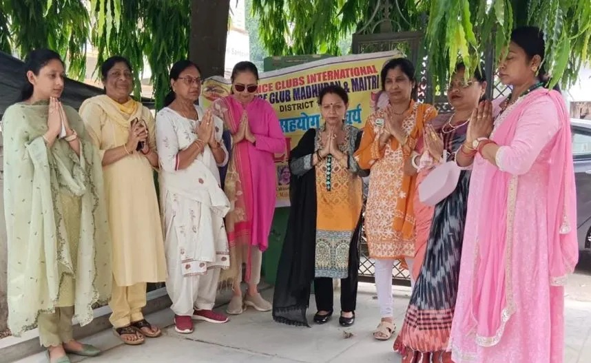 पीलीभीत: रेल हादसे के मृतकों को दी गई श्रद्धांजलि, दो मिनट का रखा मौन 