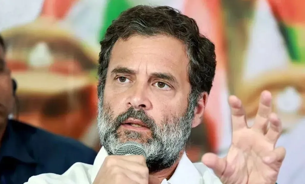 लोगों की बात सुनने से मजबूत होता है लोकतंत्र: राहुल गांधी