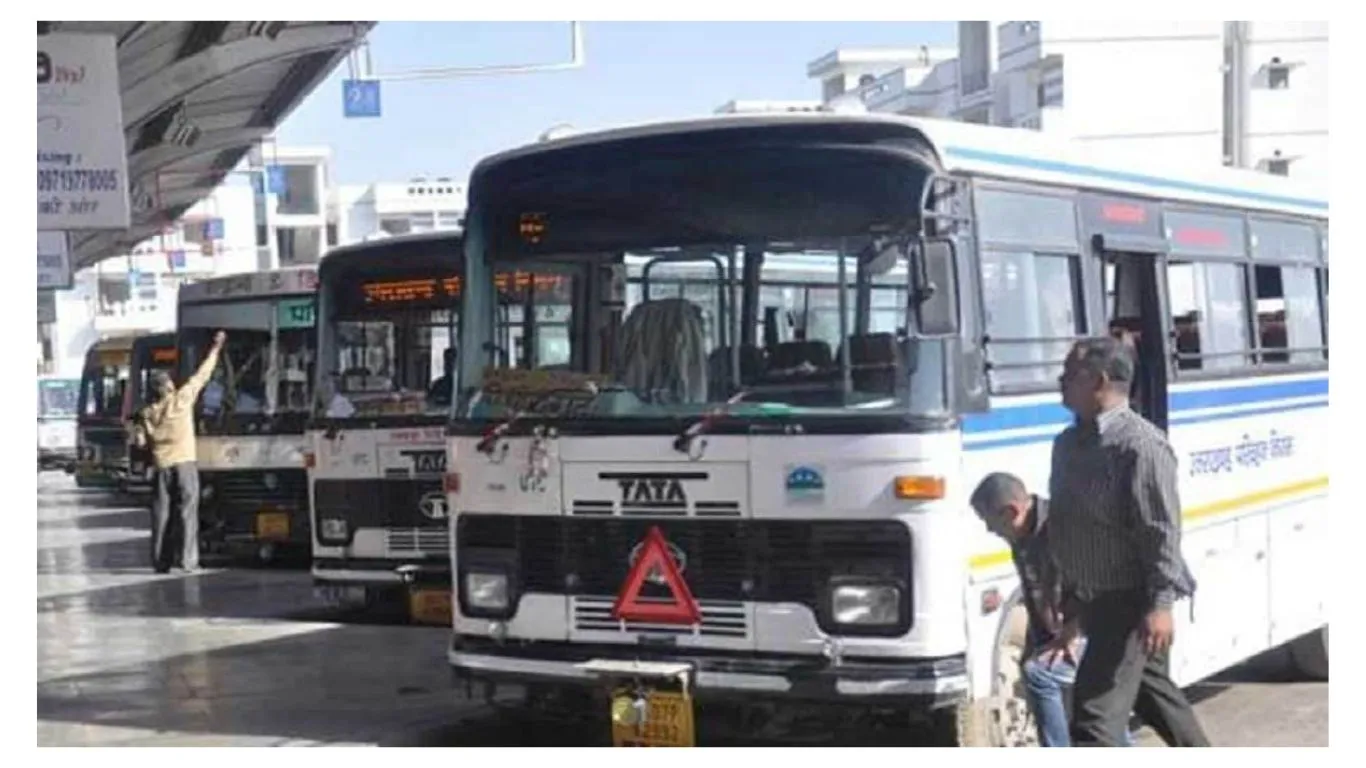 हल्द्वानीः रोडवेज कर्मचारी संयुक्त परिषद ने बसों के लिये स्थान व ऑफिस के लिए 15 कमरों की उठाई मांग