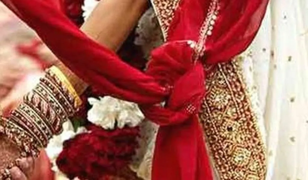 बरेली: पुलिसकर्मी बनकर महिला से की शादी, ढाई करोड़ लेकर फरार