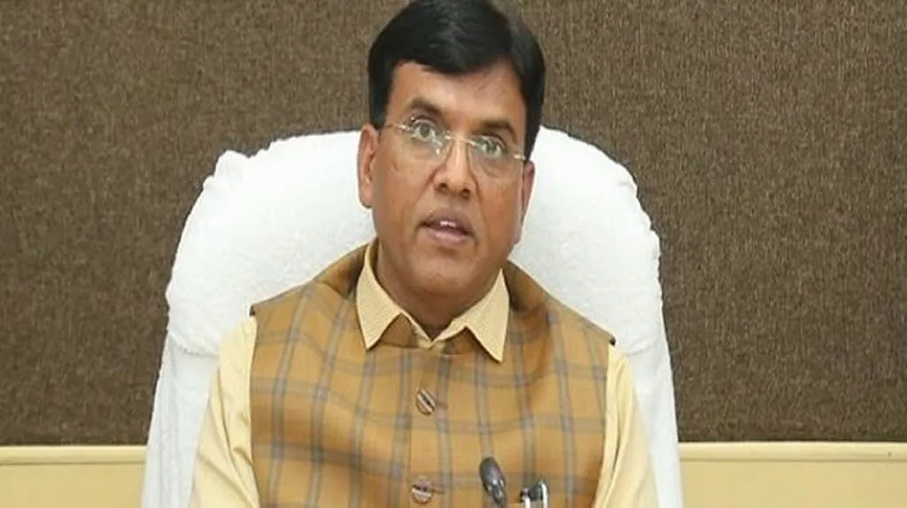 नकली दवाओं पर ‘कतई बर्दाश्त नहीं’ की नीति, 71 कंपनियों को नोटिस जारी किए गए: मांडविया 