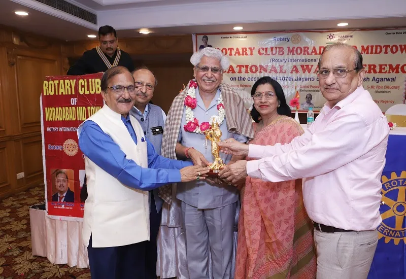 मुरादाबाद : सामाजिक क्षेत्र में बेहतर कार्य करने वालों को रोटरी क्लब ने किया सम्मानित 
