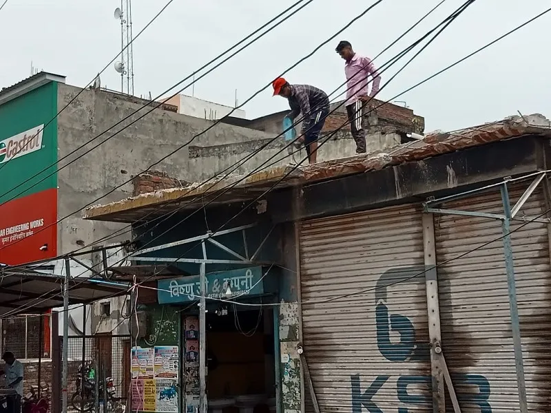 मुरादाबाद : हरथला में अतिक्रमण हटाने की चुनौती पर प्रशासन के ठिठके कदम, ठंडा पड़ा अभियान