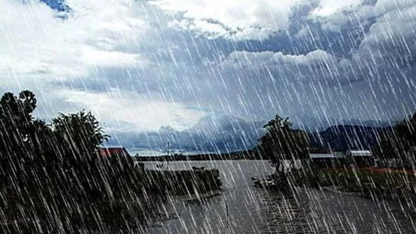 नैनीतालः मानसून को लेकर प्रशासन अलर्ट, भूस्खलन वाले क्षेत्रों को चयनित कर जेसीबी की संख्या बढ़ाई