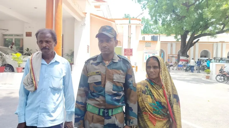 बहराइच: फरियाद लेकर पहुंचे सेना के जवान को एसडीएम ने कहा अपशब्द, बोले- एक पत्र में चली जायेगी नौकरी