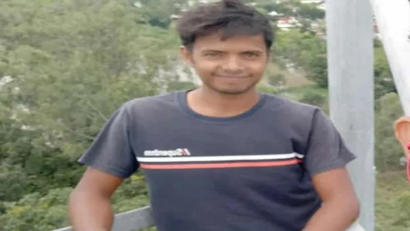 बाराबंकी : बेटे ने पापा को भेजा Suicide का मैसेज, ट्रेन के आगे कूद कर दी जान