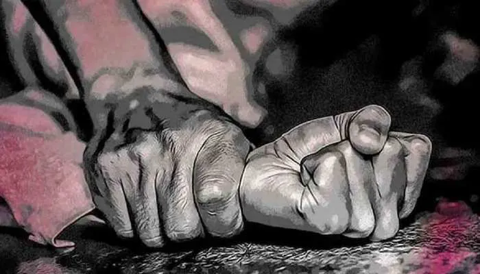 शक्तिफार्म: हैवान पिता ने नाबालिग पुत्री के साथ किया सामूहिक दुष्कर्म