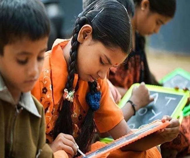 बरेली: जेल में बच्चों को पढ़ा रही है परिवार के सात लोगों की हत्या कराने वाली शबनम