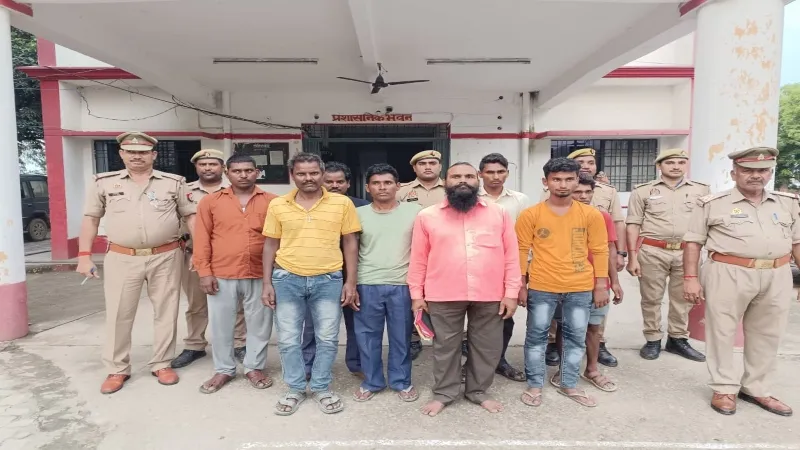 बहराइच : जबरन धर्मांतरण करवाने वाले आठ गिरफ्तार, केस दर्ज
