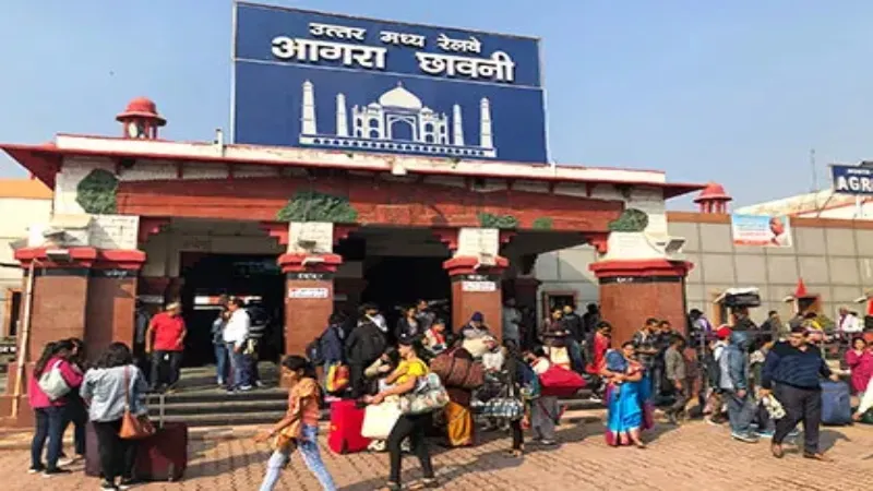 आगरा में पकड़ा गया यूपी से बांग्लादेश जा रहा नकली सीरप का जखीरा 
