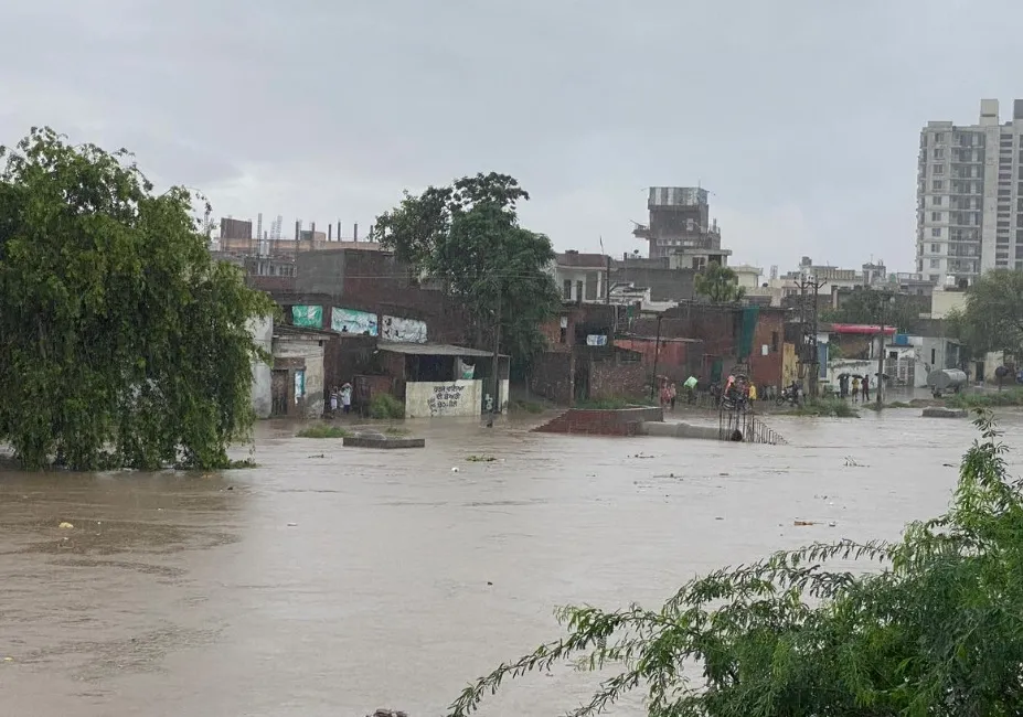 पंजाब: पटियाला में बारिश से हालात गंभीर, राजपुरा थर्मल पावर प्लांट में घुसा बाढ़ का पानी 