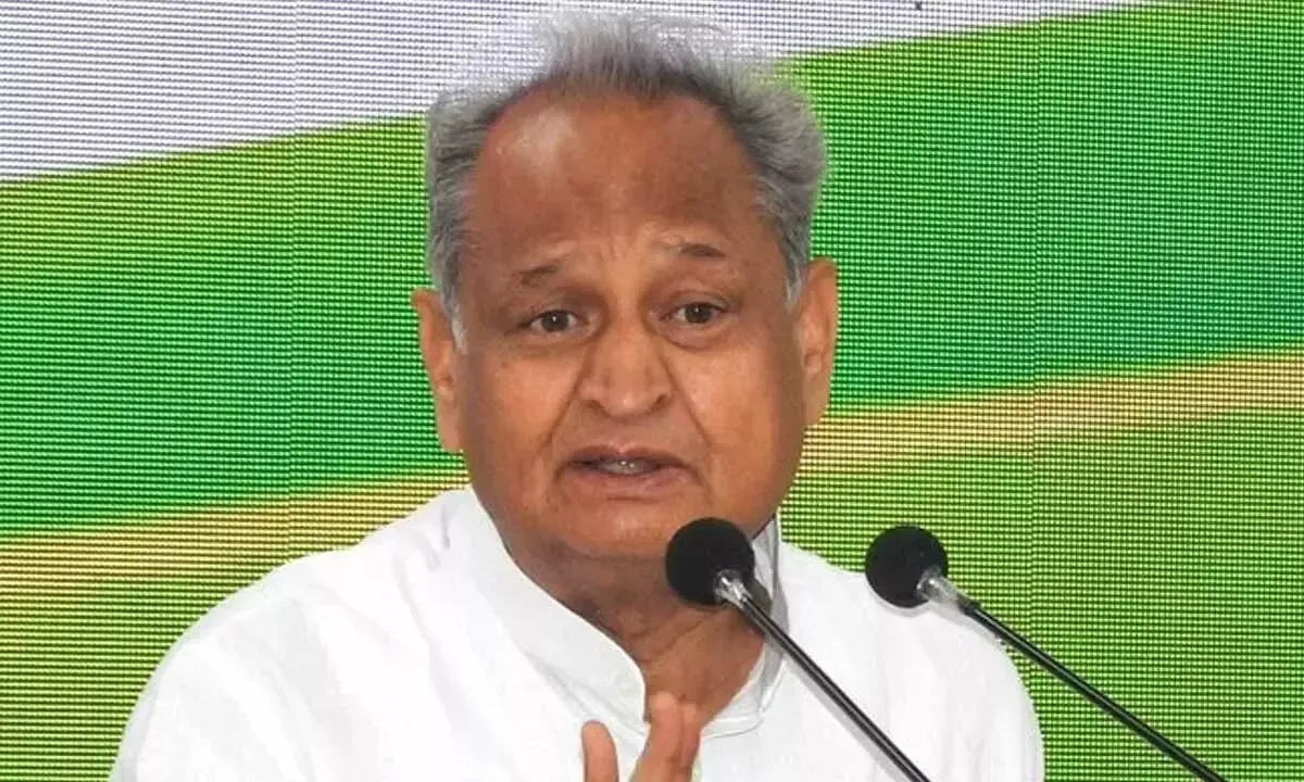 CM अशोक ने कहा- केंद्र में बैठे लोगों का लोकतंत्र में विश्वास नहीं, ED और आयकर जैसी जांच एजेंसियों के माध्यम से करना चाहती है राज