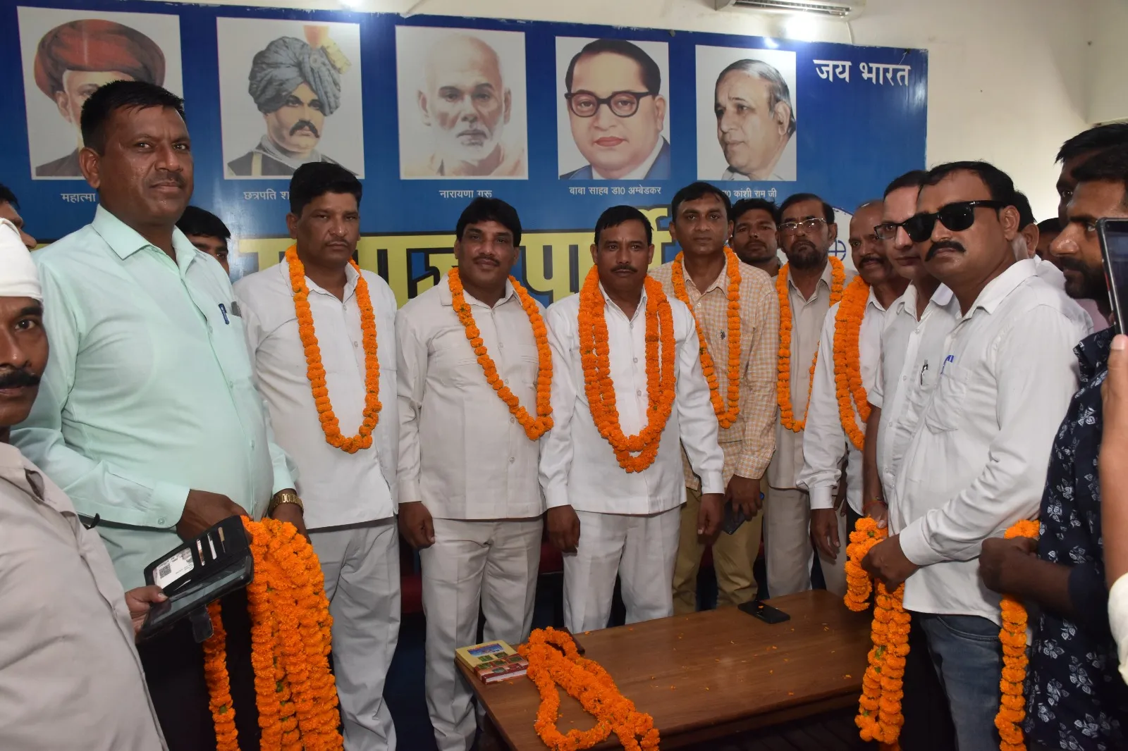 बरेली: बसपा ने किया फेरबदल, पहले जोन प्रभारी निष्कासित अब जिलाध्यक्ष को हटाया