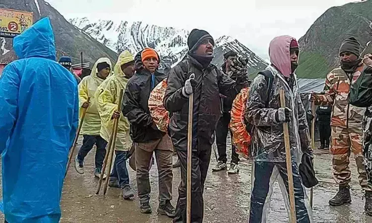 जम्मू से अमरनाथ यात्रा लगातार तीसरे दिन स्थगित 