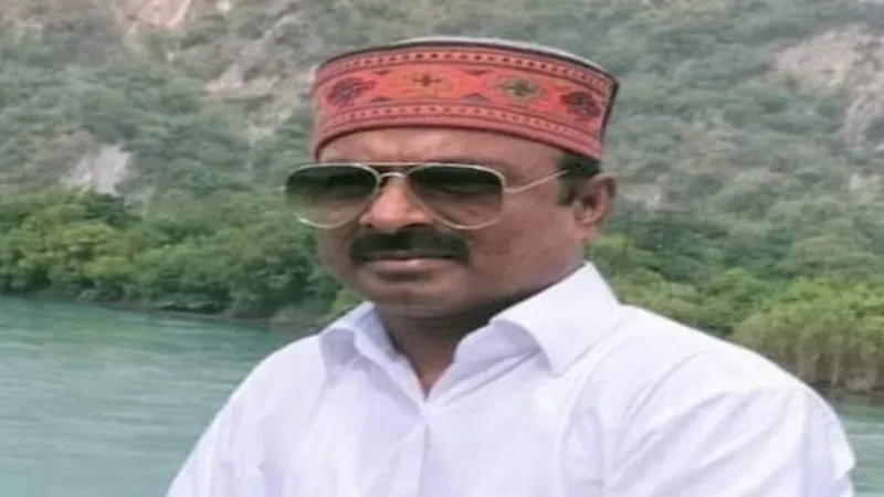 रायबरेली : इंटक के राष्ट्रीय उपाध्यक्ष ने की हैदरगढ़ रेलवे स्टेशन पर गाड़ियों के ठहराव की मांग