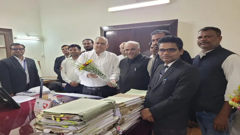 प्रयागराज : न्यायमूर्ति के सेवानिवृत होने पर सम्मान समारोह का हुआ आयोजन