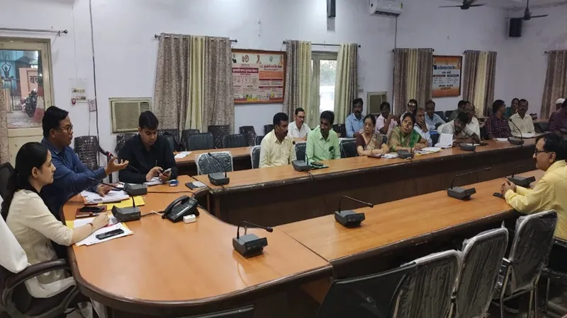 रायबरेली : कक्षा 8 पास छात्र-छात्राओं का हर हाल में कराना होगा नामांकन