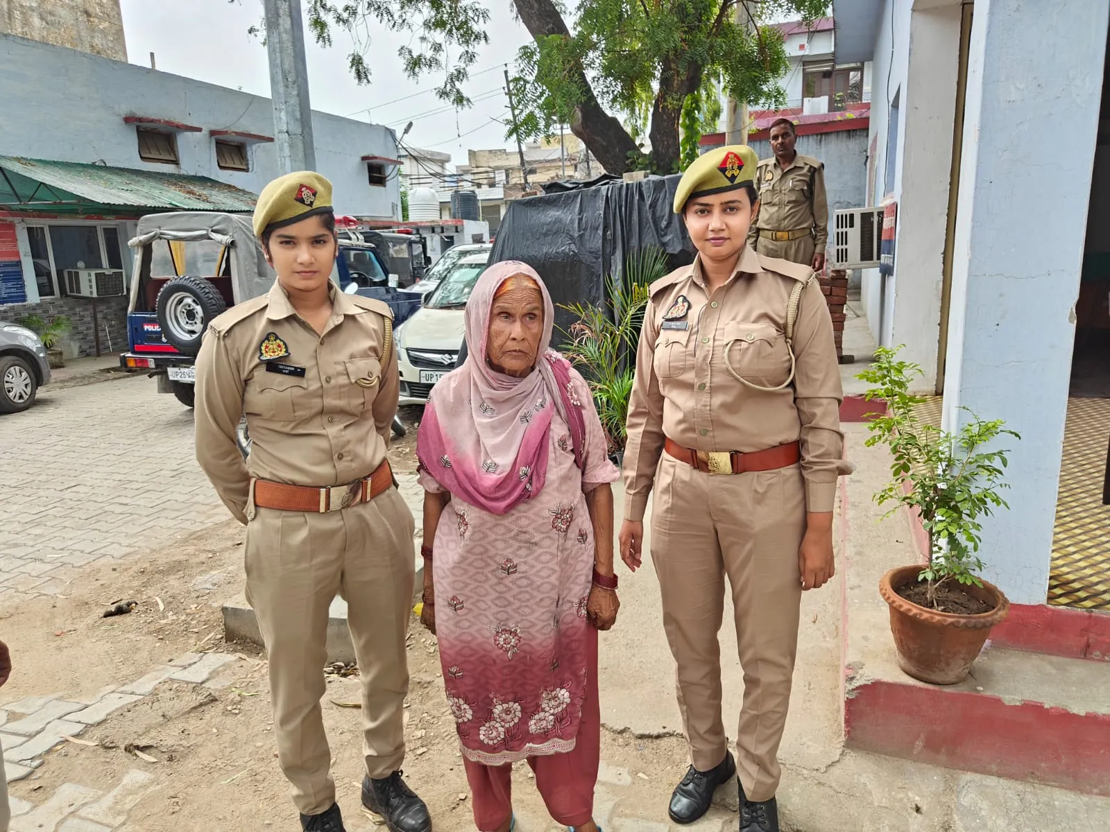 बरेली: नाम बदलकर फर्जी बैनामा कराने वाली महिला गिरफ्तार, महिला और उसके साथियों ने हड़पे थे 28.50 लाख रुपये