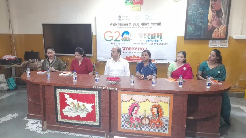 BHU News : 'भारतम कल्चरल एक्सचेंज फेस्ट' का हुआ आयोजन, 'खादी' पर छात्र बनाएंगे 20 देशों के परिधान  